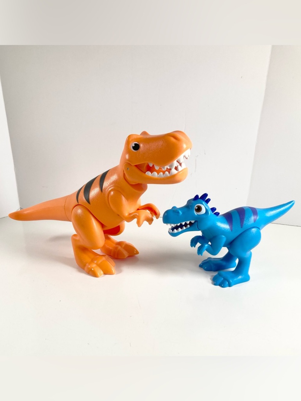 Paw Patrol Dino Rescue Dinosaurs - T-Rex and Velociraptor